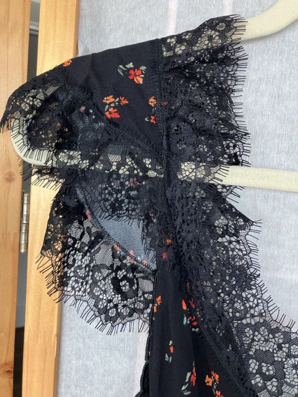 Rumored Lace Floral Maxi Dress Women's Small, Wedding Cocktail Party, Boho Goth - Picture 7 of 13